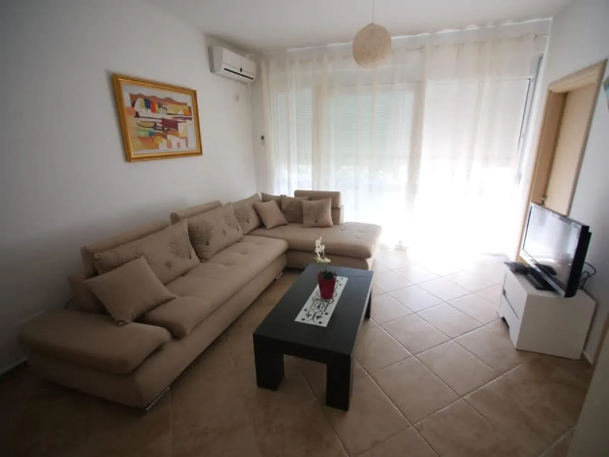 Sunset Apartment Saranda Bay