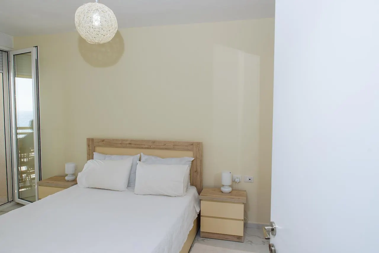 Sunset Apartment Saranda Bay Albánie