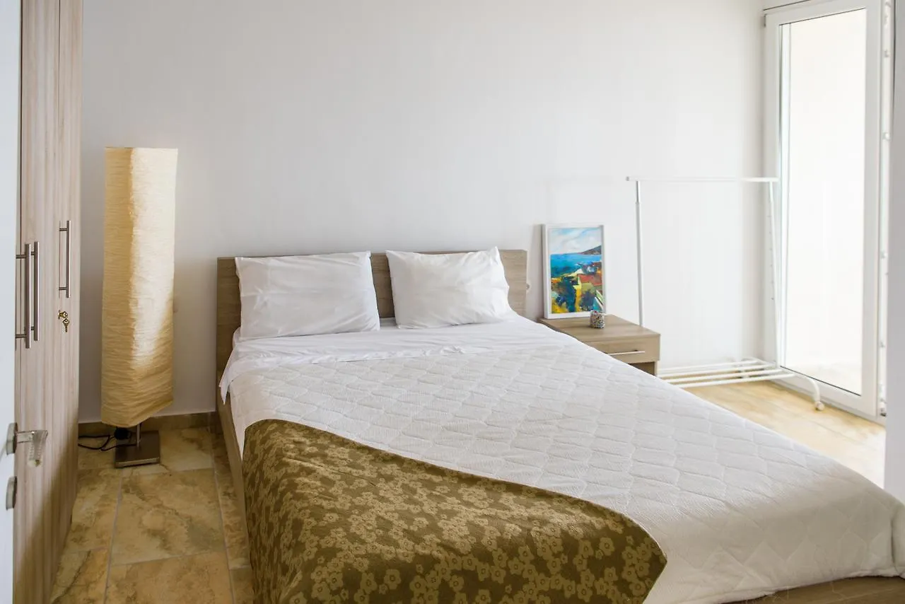 Sunset Apartment Saranda Bay